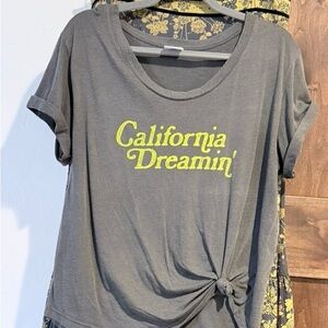 Anthropologie Gray California Dreamin' Tee by LET LUV ~ Size Medium